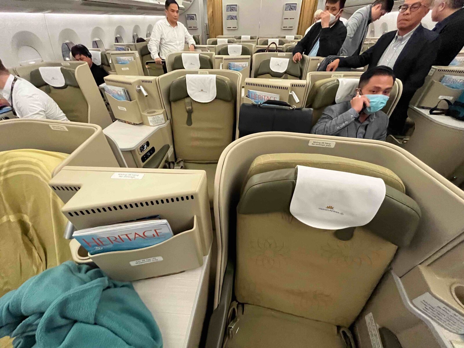 Review: Vietnam Airlines Business Class A350-900 (SGN-HAN) - Off the ...