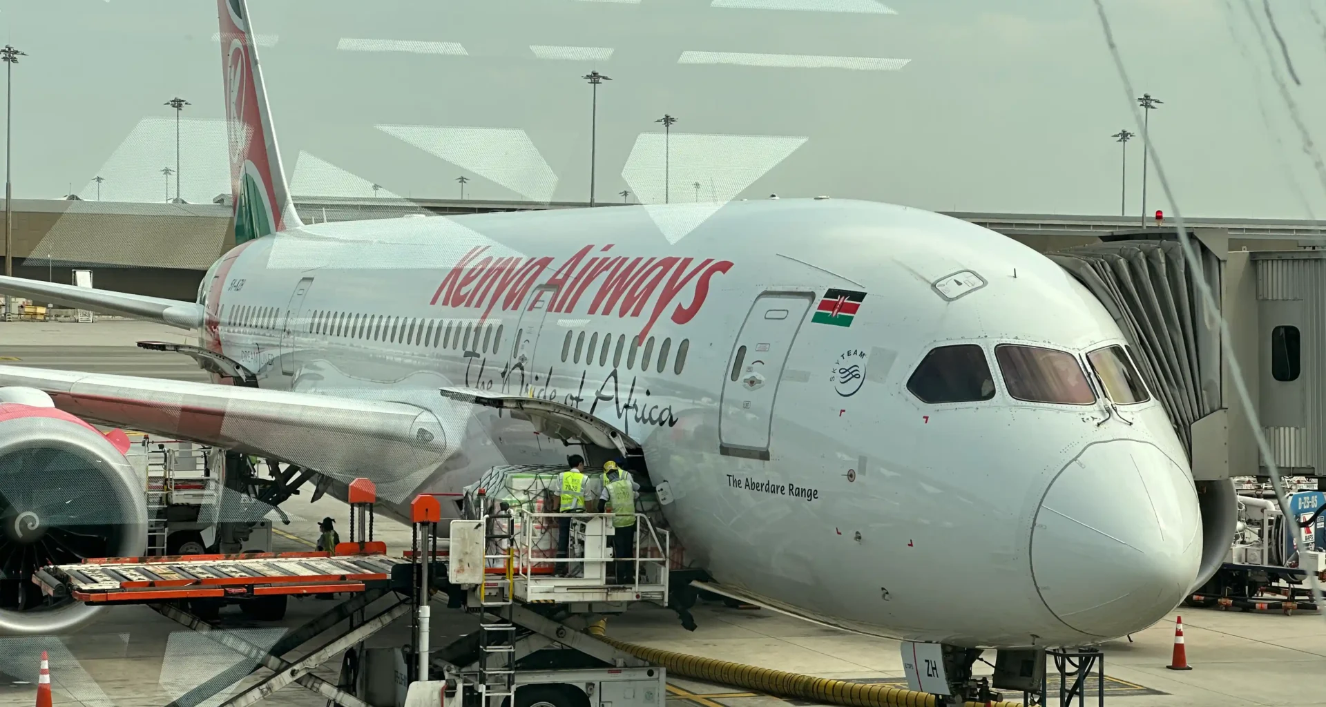 Kenya Airways 787-8